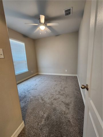 2221 Crystal Bay Dr, Corpus Christi, TX 78414