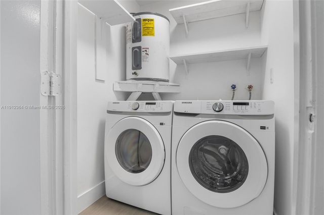 1750 NE 52nd St, Fort Lauderdale, FL 33334