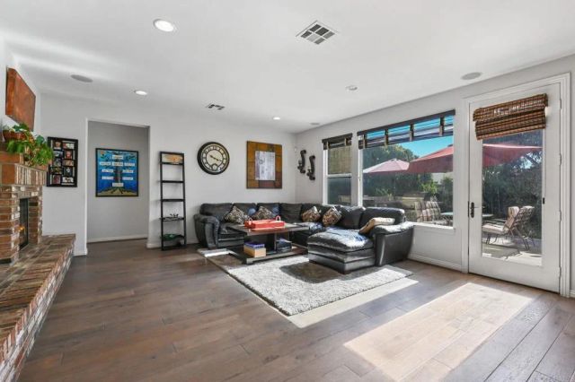 1005 Canvasback Drive, Carlsbad, CA 92011