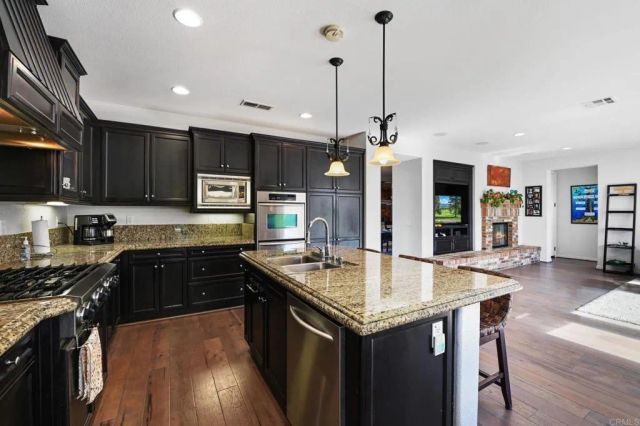 1005 Canvasback Drive, Carlsbad, CA 92011