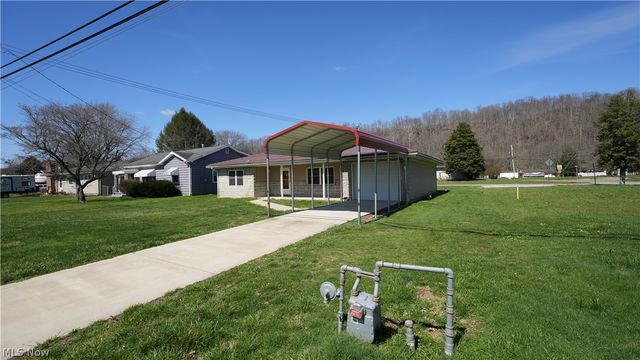 1016 Park Avenue, New Matamoras, OH 45767