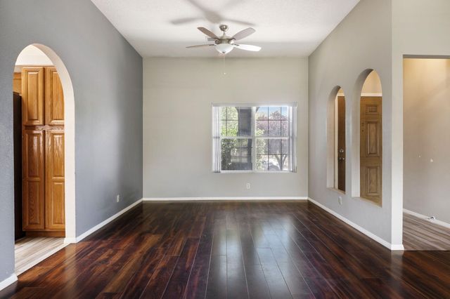 2595 Diamond Peak Drive NE, Rio Rancho, NM 87144