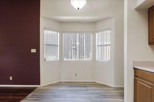 2595 Diamond Peak Drive NE, Rio Rancho, NM 87144