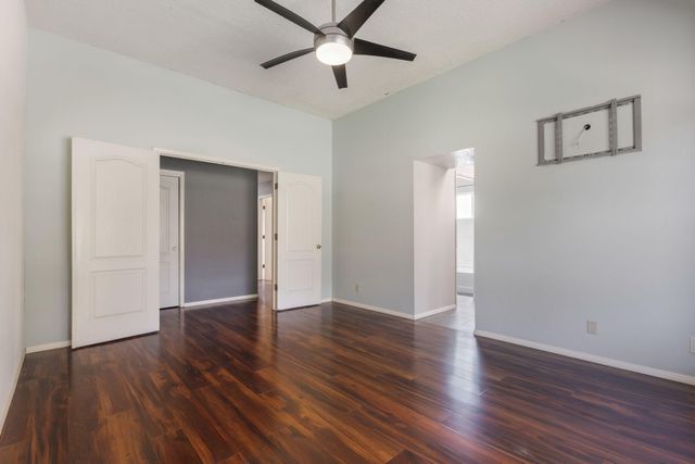 2595 Diamond Peak Drive NE, Rio Rancho, NM 87144