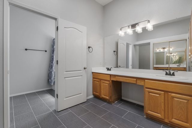 2595 Diamond Peak Drive NE, Rio Rancho, NM 87144