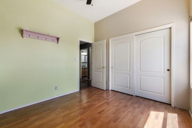 2595 Diamond Peak Drive NE, Rio Rancho, NM 87144