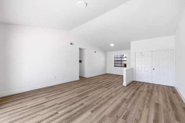 820 Rock Hill Avenue, Davie, FL 33325