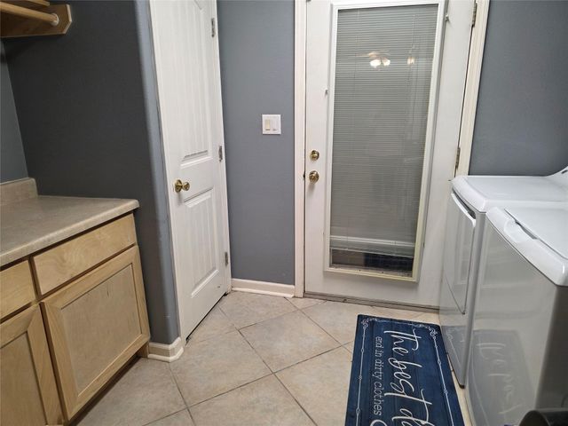 3632 W Meadow Lane, Dickinson, TX 77539