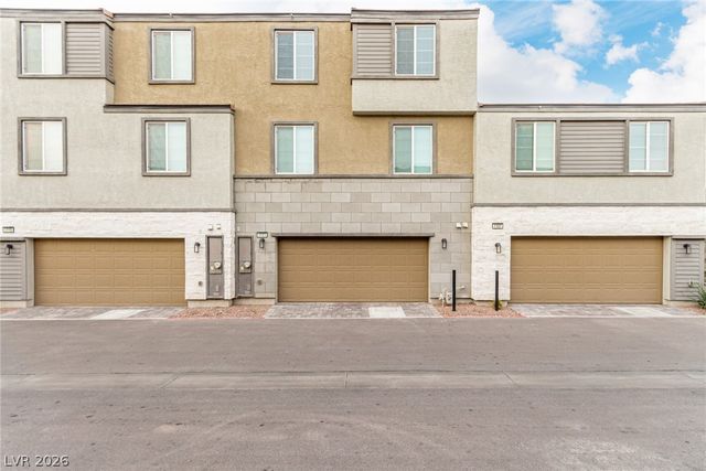 1111 Heliodor Avenue, Henderson, NV 89011