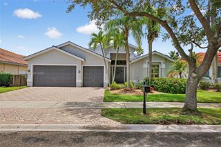 1347 Ginger Cir, Weston, FL 33326