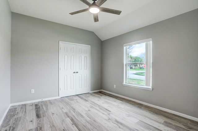 431 Cardinal Oaks, League City, TX 77565