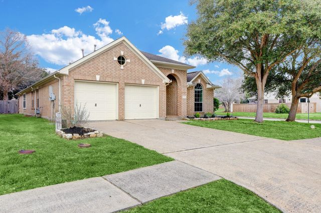 431 Cardinal Oaks, League City, TX 77565