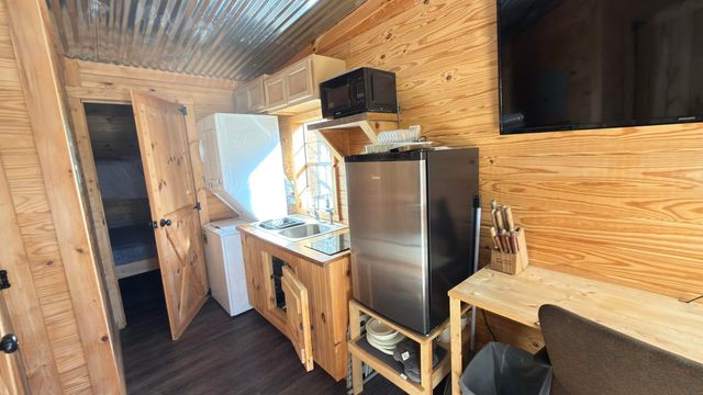 408 Hwy. 421, Mckee, KY 40447