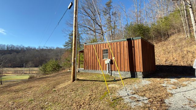 408 Hwy. 421, Mckee, KY 40447