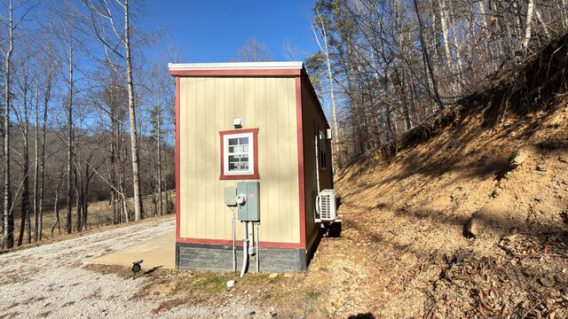 408 Hwy. 421, Mckee, KY 40447