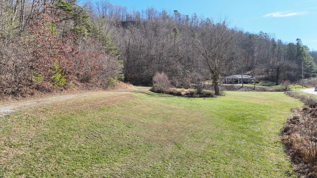 408 Hwy. 421, Mckee, KY 40447