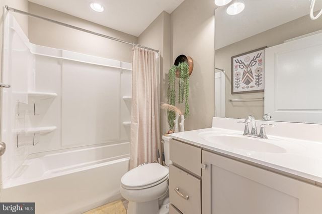 187 LARRABEE WAY, Royersford, PA 19468