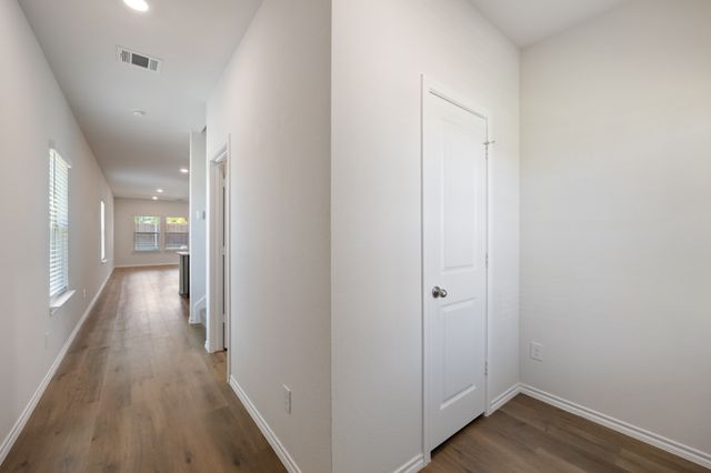 1701 Elm Fork Bend, Crandall, TX 75114