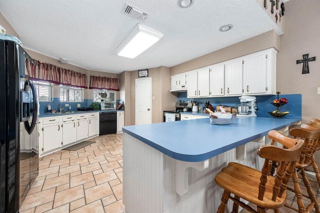 447 County Road 545, Alvin, TX 77511