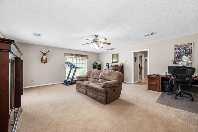 447 County Road 545, Alvin, TX 77511