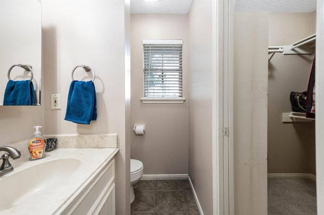 447 County Road 545, Alvin, TX 77511