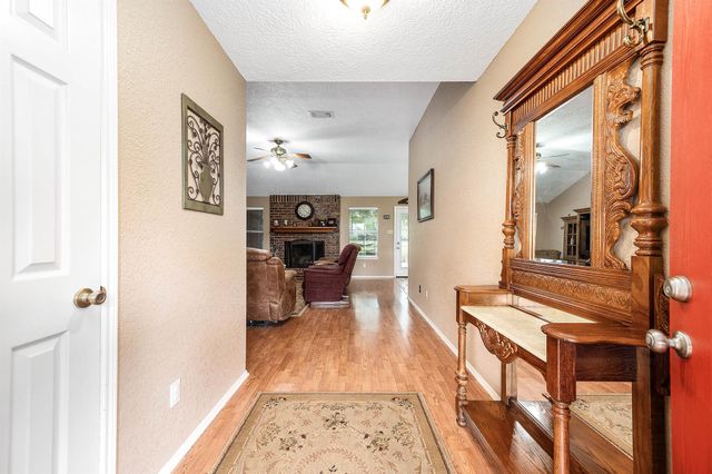 447 County Road 545, Alvin, TX 77511