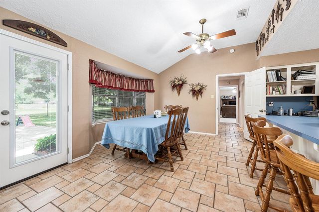 447 County Road 545, Alvin, TX 77511