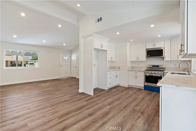 972 Appleton, Simi Valley, CA 93065