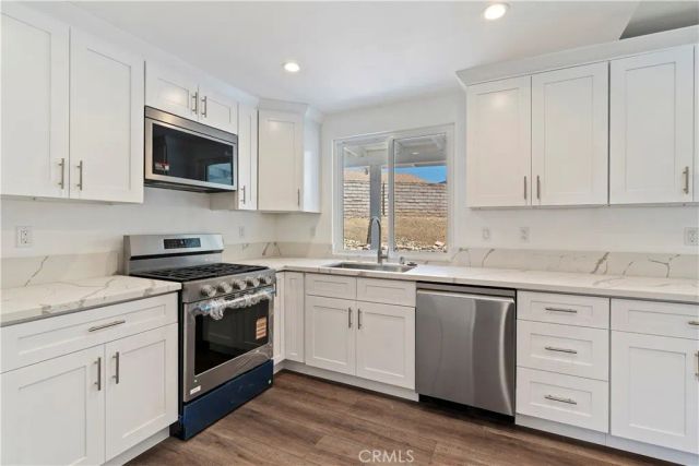 972 Appleton, Simi Valley, CA 93065