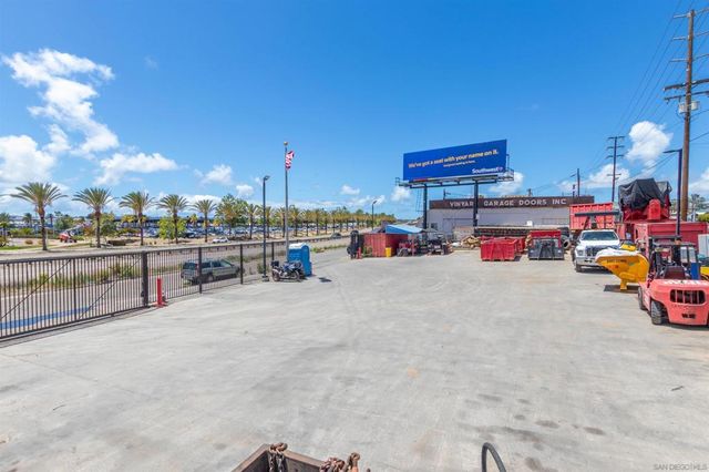 3571 Pacific Highway, San Diego, CA 92101