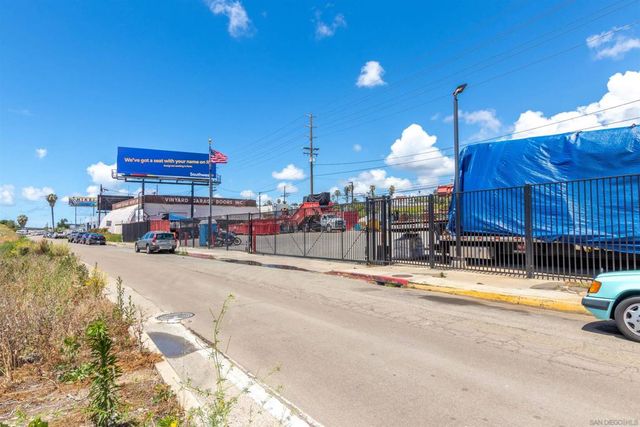 3571 Pacific Highway, San Diego, CA 92101
