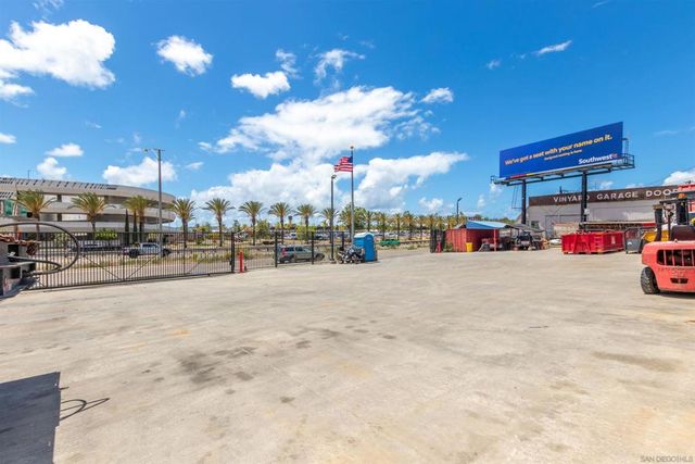 3571 Pacific Highway, San Diego, CA 92101