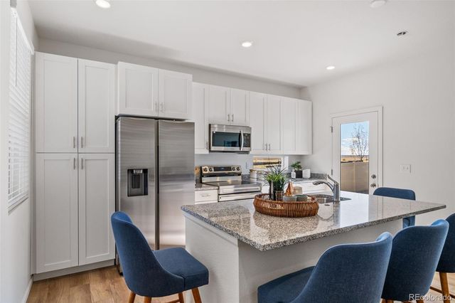 22292 E 39th Avenue, Aurora, CO 80019