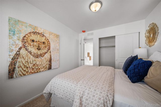 22292 E 39th Avenue, Aurora, CO 80019