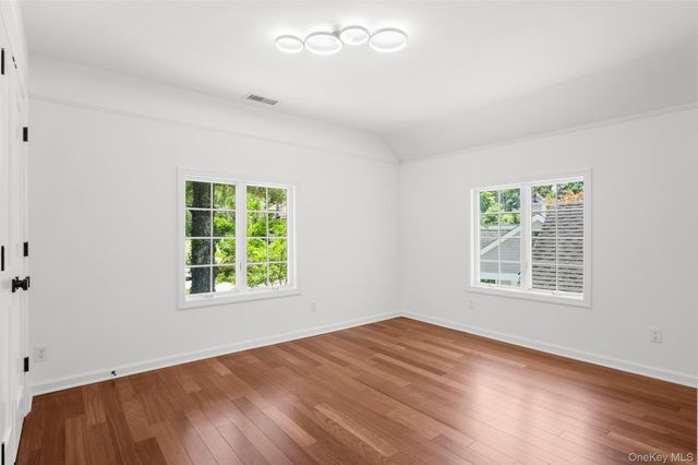 125 Saxon Woods Road, White Plains, NY 10605