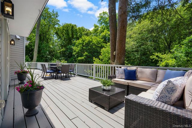 125 Saxon Woods Road, White Plains, NY 10605