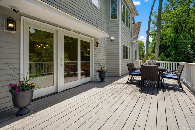 125 Saxon Woods Road, White Plains, NY 10605