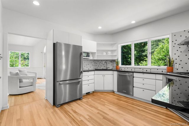 125 Saxon Woods Road, White Plains, NY 10605