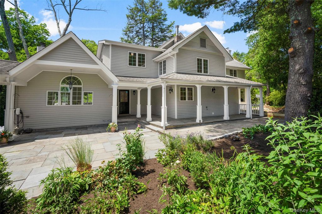 125 Saxon Woods Road, White Plains, NY 10605