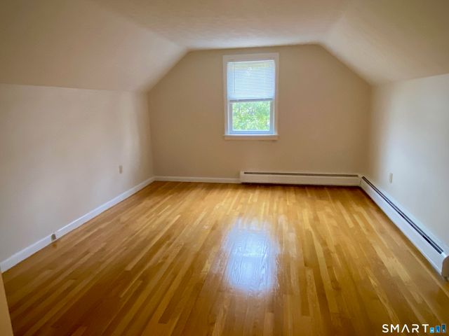 31 Gordon Avenue, Enfield, CT 06082