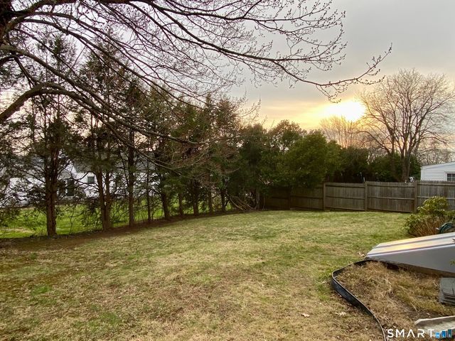 31 Gordon Avenue, Enfield, CT 06082