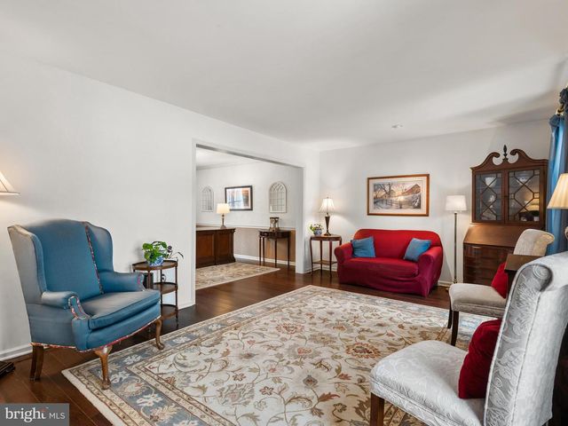 1628 HERRON LN, West Chester, PA 19380