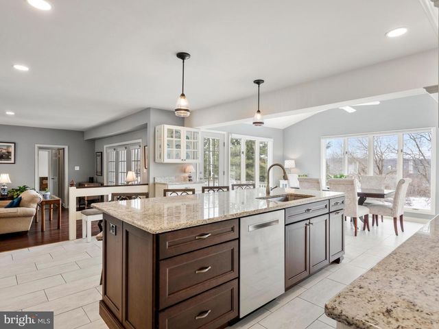 1628 HERRON LN, West Chester, PA 19380