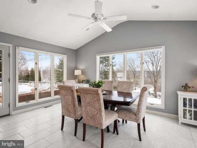 1628 HERRON LN, West Chester, PA 19380