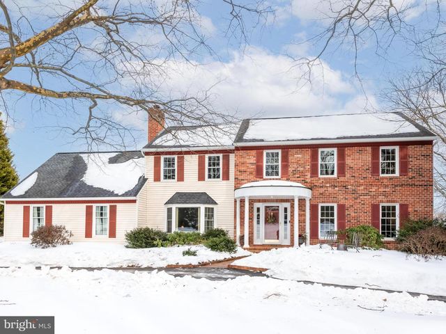 1628 HERRON LN, West Chester, PA 19380