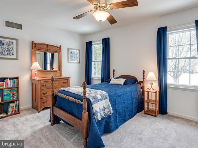 1628 HERRON LN, West Chester, PA 19380