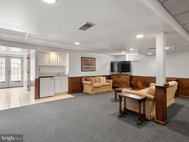 1628 HERRON LN, West Chester, PA 19380