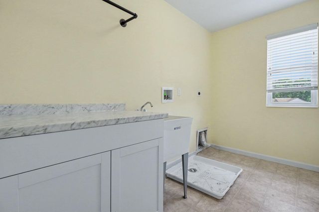 152 Ridgewood Drive, Alexandria, KY 41001