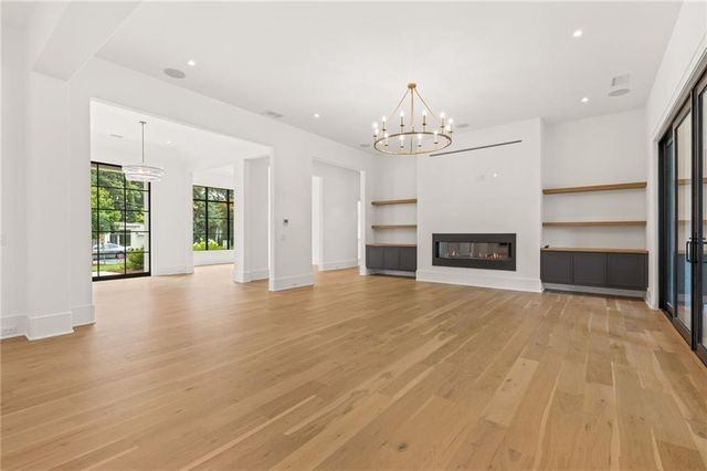 4550 Jolyn Place, Sandy Springs, GA 30342