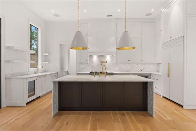 4550 Jolyn Place, Sandy Springs, GA 30342